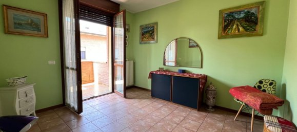 5 bedrooms Apartment in Reggio Emilia, Italy No. 315973 12