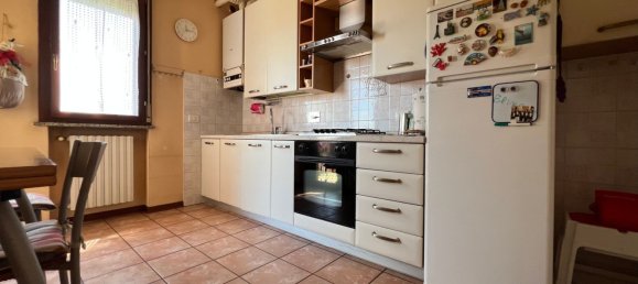 5 bedrooms Apartment in Reggio Emilia, Italy No. 315973 6