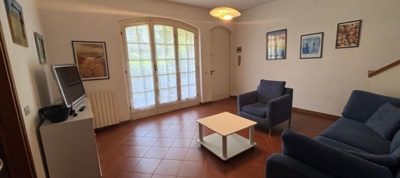 Casa de 4 habitaciónes en Massa, Italy No. 296397 18