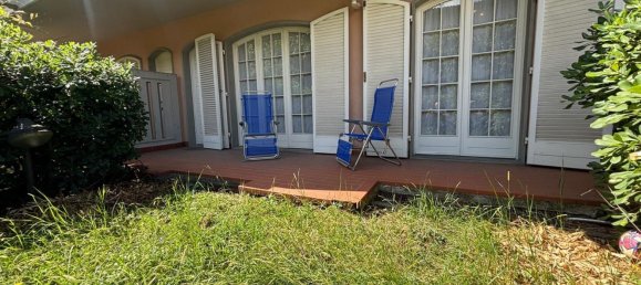 Casa de 4 habitaciónes en Massa, Italy No. 296397 14