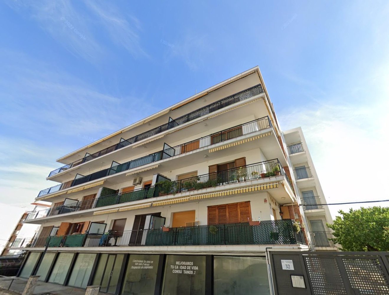 1 bedroom Commercial property in Torredembarra, Spain No. 274088