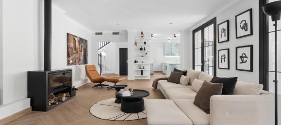 4 bedrooms Villa in Mijas, Spain No. 112620 5