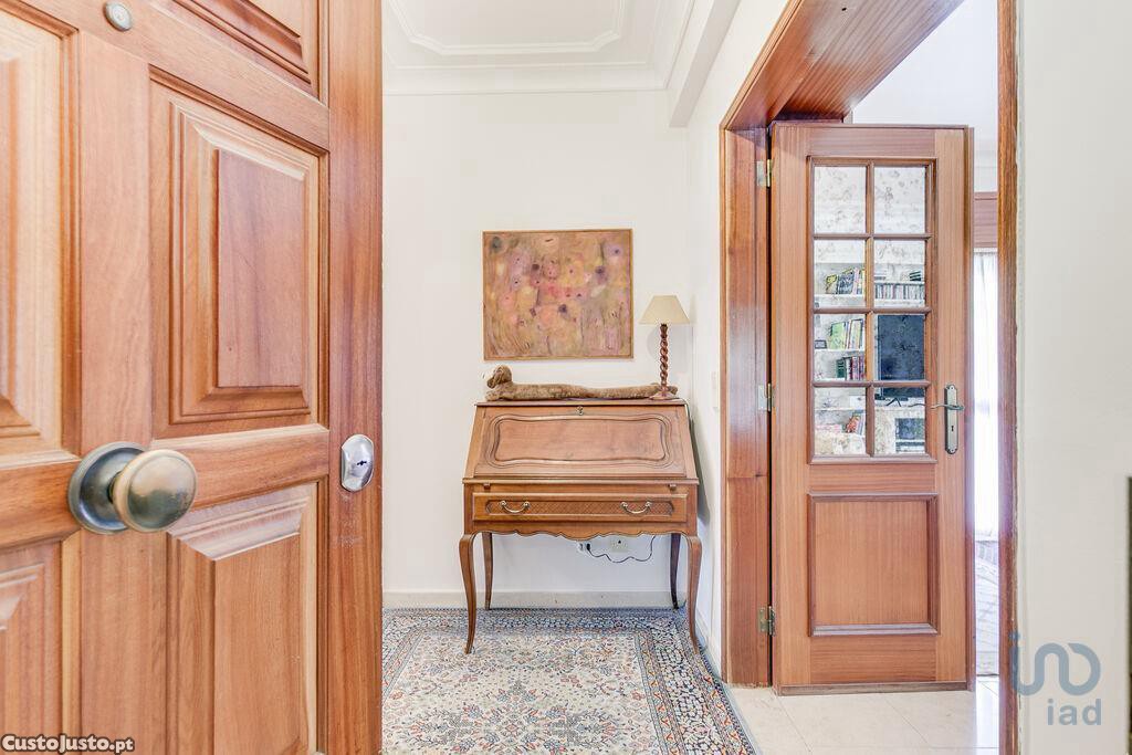 3 bedrooms Apartment in Cascais, Portugal No. 281964