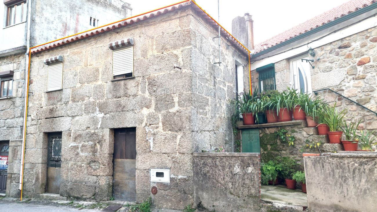 2 bedrooms House in Nogueira do Cravo, Portugal No. 171765