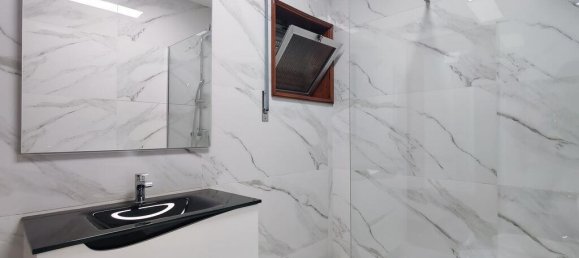 3 bedrooms House in Alfena, Portugal No. 136661 9