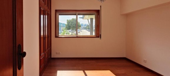 3 bedrooms House in Alfena, Portugal No. 136661 10