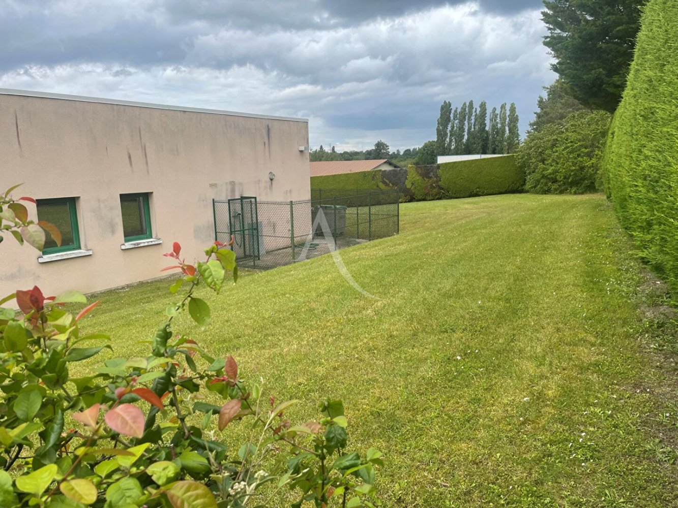Gewerbliche Immobilie in Selles-sur-Cher, France 180m², Nr. 63237