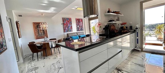 2 chambres Appartement à Alicante, Spain No. 183781 3