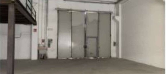 Склад 330м² в Монтелло, Италия № 304582 4