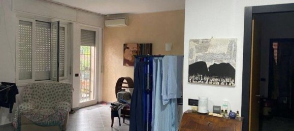 5-salle Appartement à Settimo Milanese, Italy No. 4600 8