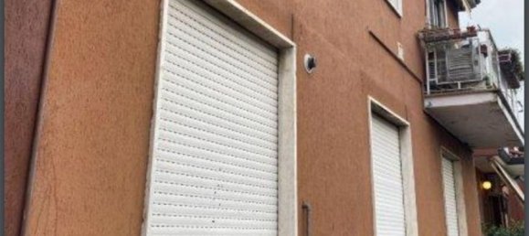 5-salle Appartement à Settimo Milanese, Italy No. 4600 6