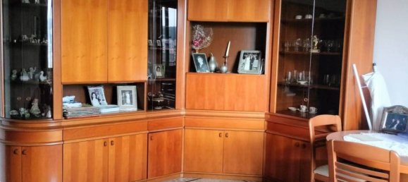 2 bedrooms Apartment in Genoa, Italy No. 166413 2