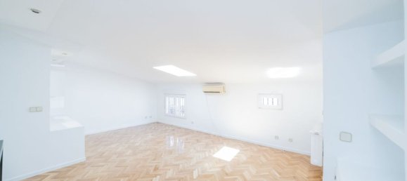 2 bedrooms Penthouse in Pozuelo de Alarcon, Spain No. 172936 4