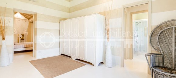 9 rooms House in Lucca, Italy No. 119223 25