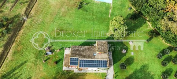 9 rooms House in Lucca, Italy No. 119223 4