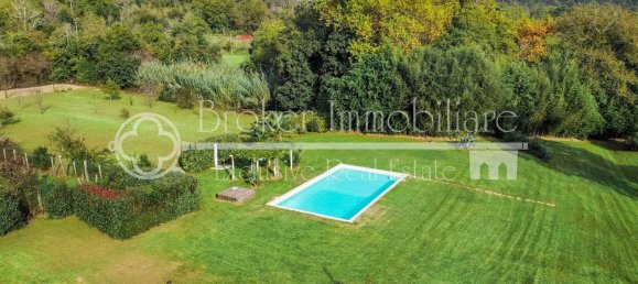 9 rooms House in Lucca, Italy No. 119223 8