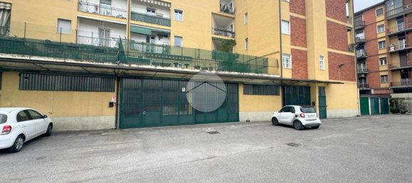 3 rooms Commercial property in Brescia, Italy No. 178353 2