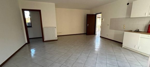 Квартира с 3 комнатами в Польяно Миланезе, Италия № 37791 6