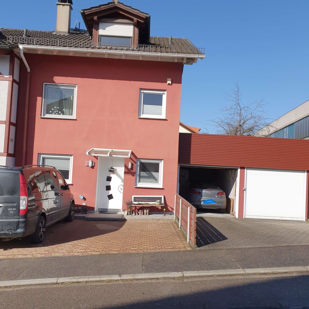 Adosado de 4 dormitorios en Enzkreis, Germany No. 59644