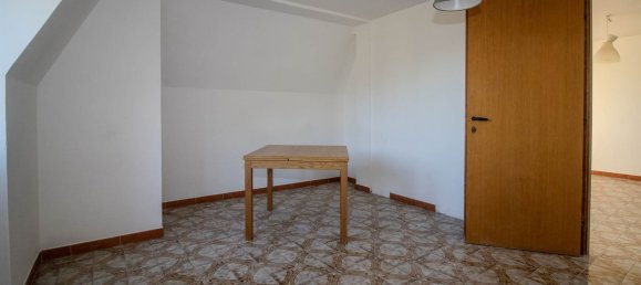 5 rooms Apartment in Montopoli di Sabina, Italy No. 202326 4