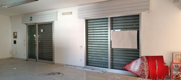 Propriété commerciale à Lequile, Italy 65m² No. 288891 2
