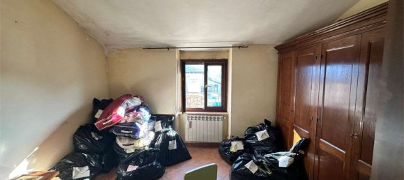 4 Schlafzimmer Wohnung in Gavignano, Italy, Nr. 342642 9