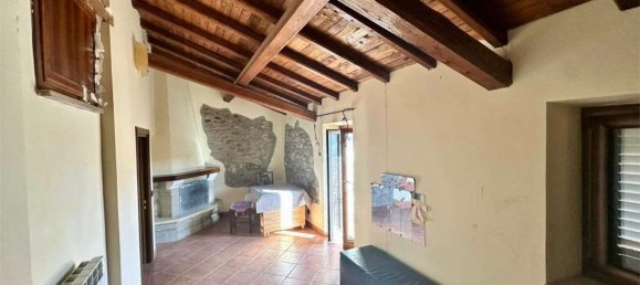 4 Schlafzimmer Wohnung in Gavignano, Italy, Nr. 342642 5
