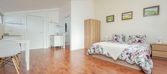 6 bedrooms Commercial property in Canico, Portugal No. 127752 25