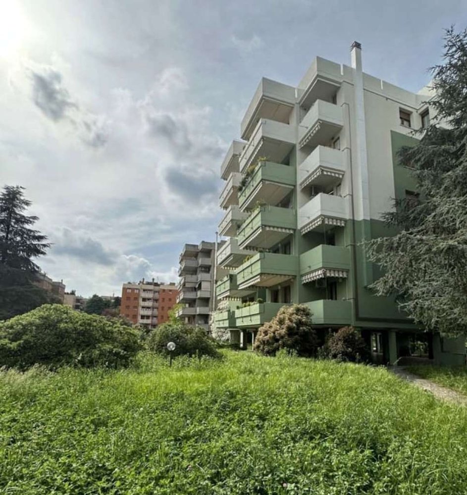 3 rooms Apartment in Cesano Maderno, Italy No. 6414