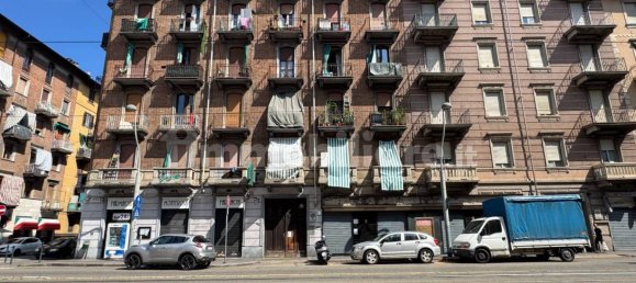 1 bedroom Apartment in Turin, Italy No. 278951 2