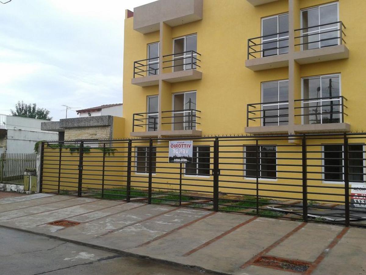 1 bedroom Warehouse in Moron, Argentina No. 109742