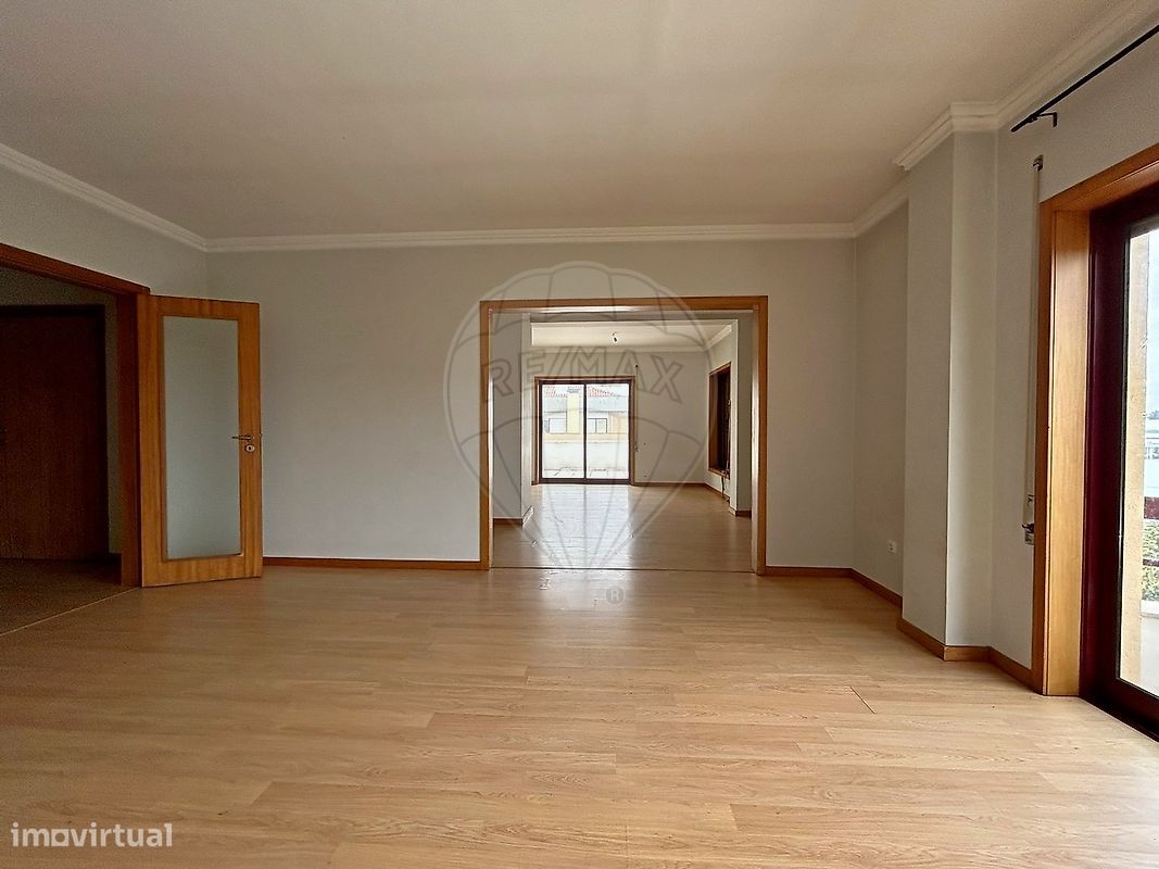 3 bedrooms Apartment in Oliveira de Azemeis, Portugal No. 11325
