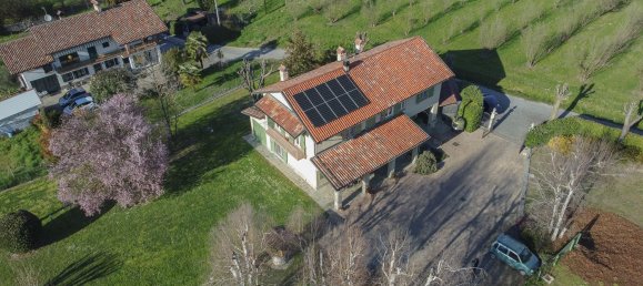 6 rooms Villa in Cherasco, Italy No. 224938 2