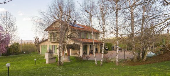 6 rooms Villa in Cherasco, Italy No. 224938 4