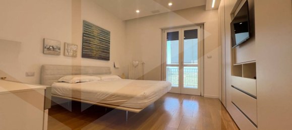 Квартира с 4 комнатами в Чериньола, Италия № 26143 10