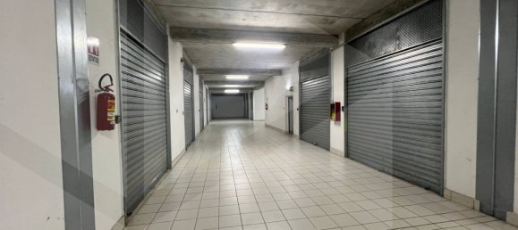 Квартира с 4 комнатами в Чериньола, Италия № 26143 15