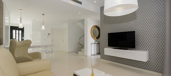 4 bedrooms Villa in Playa Honda, Spain No. 5913 6