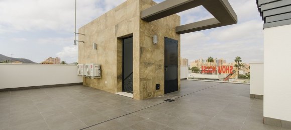 4 bedrooms Villa in Playa Honda, Spain No. 5913 2