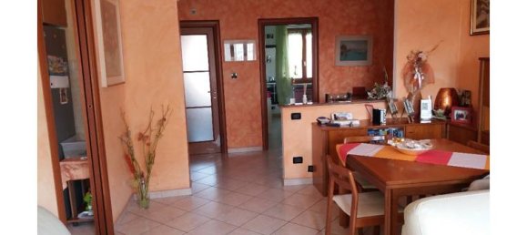 4 rooms Apartment in Rondissone, Italy No. 254147 2
