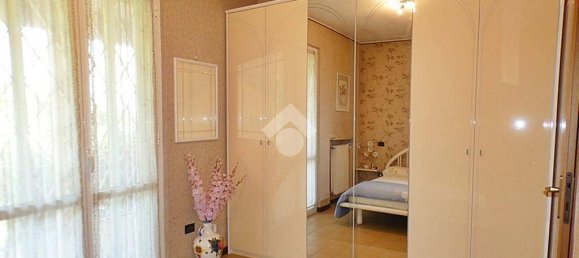 4 bedrooms Villa in Ispra, Italy No. 92178 26