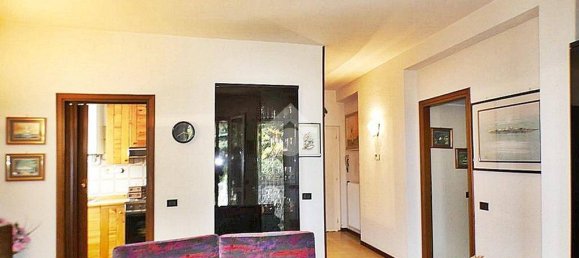 4 bedrooms Villa in Ispra, Italy No. 92178 23