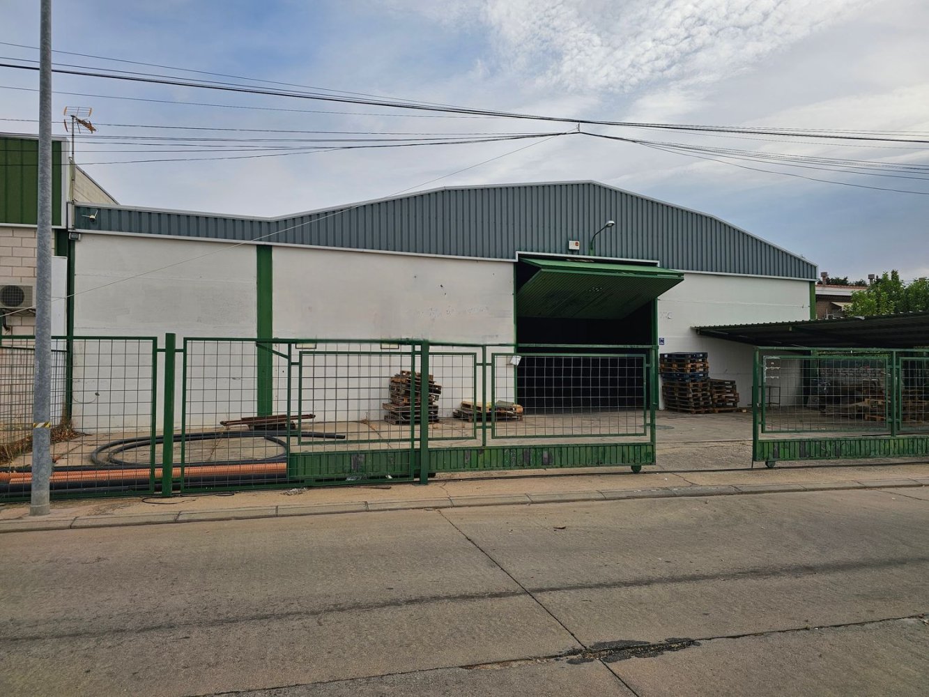 Entrepôt à Toledo, Spain 640m² No. 280274