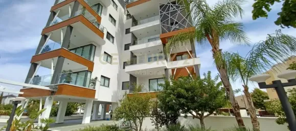 2 chambres Appartement à Germasogeia, Cyprus No. 3856 2