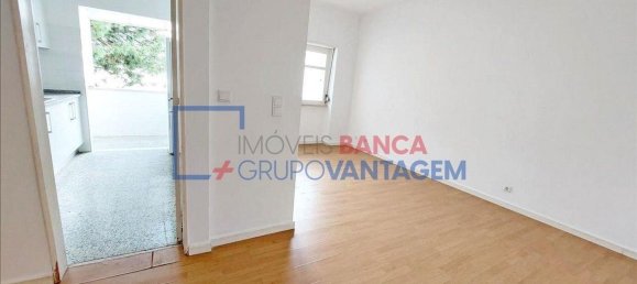 2 Schlafzimmer Wohnung in Rio de Mouro, Portugal, Nr. 225443 9