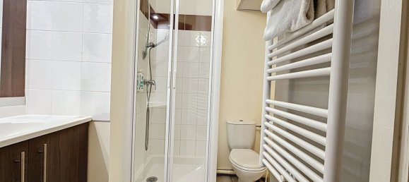 Estudio en Orleans, France No. 80155 4