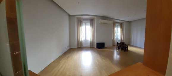 2 bedrooms Apartment in Madrid, Spain No. 152665 6