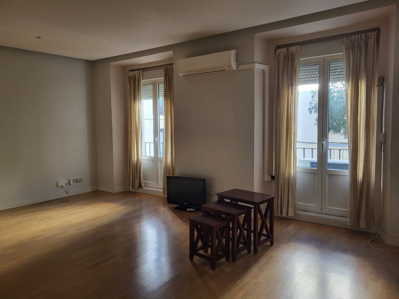 2 bedrooms Apartment in Madrid, Spain No. 152665