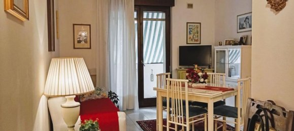 3 rooms Apartment in Cadoneghe, Italy No. 281210 2