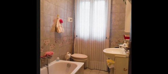 3 rooms Apartment in Cadoneghe, Italy No. 281210 10