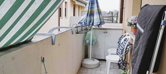 3 rooms Apartment in Cadoneghe, Italy No. 281210 3